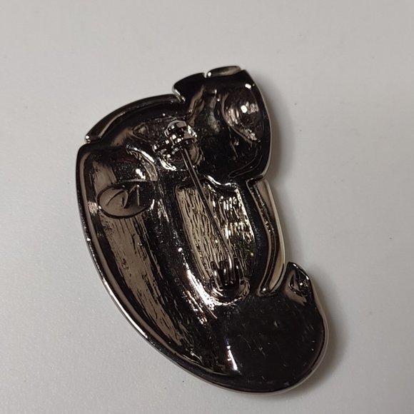 Dark Silver Tone Metal Penguin Brooch - Picture 9 of 11